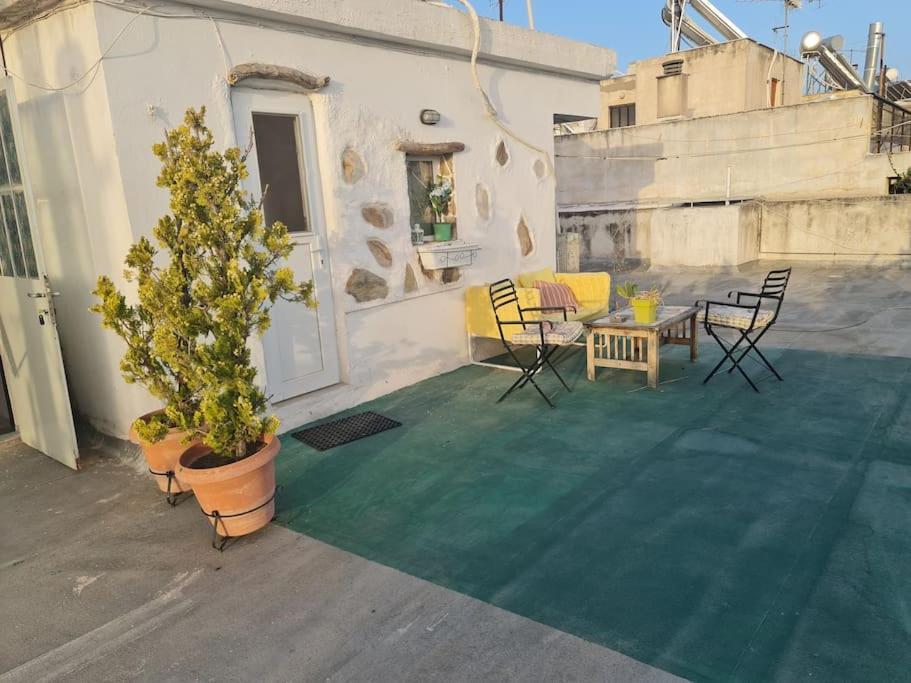 καλινοβου 1 κευελπιδων πεδιον αρεωσ Apartment Athens
